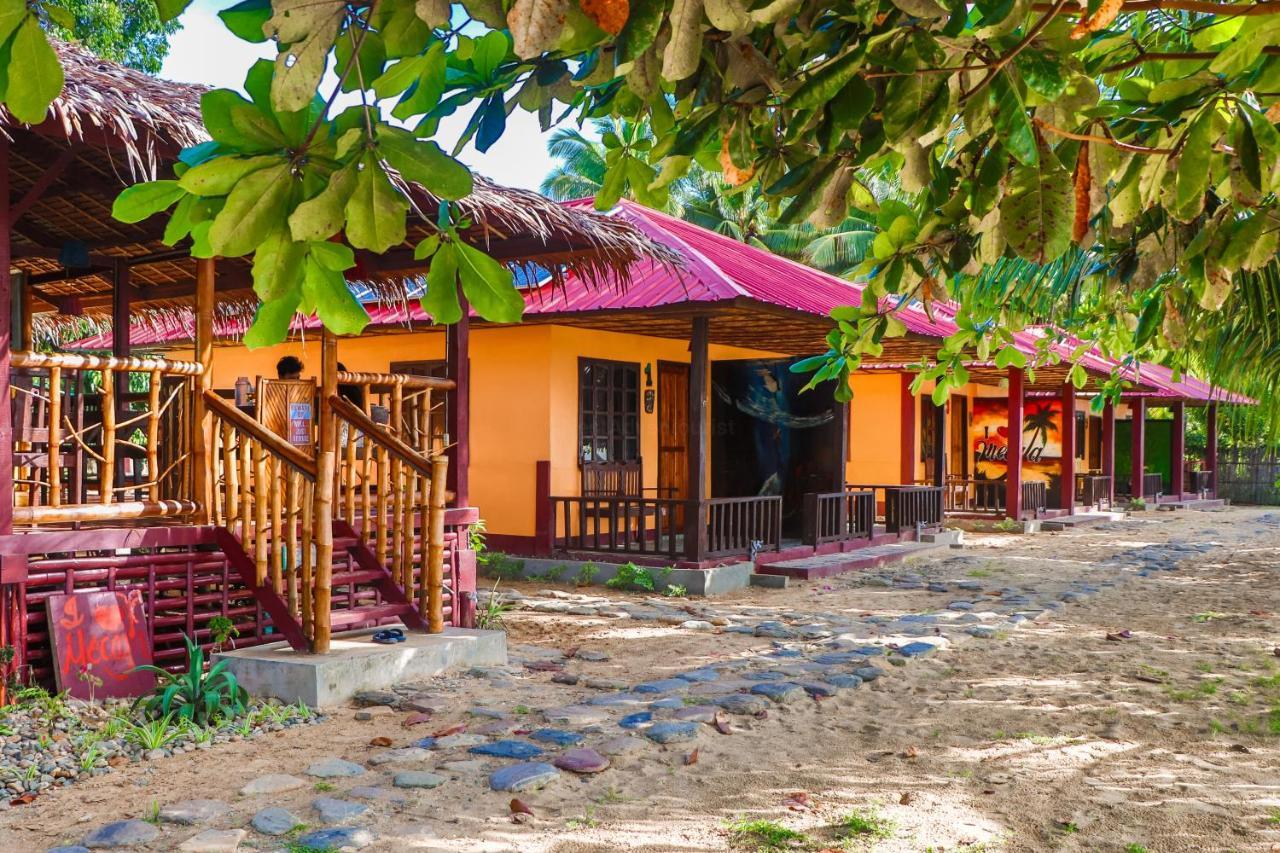 Mecaja Beach House Hotel Roxas  Exterior photo