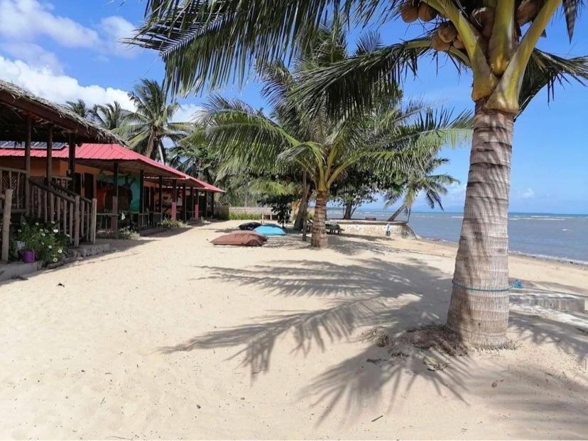 Mecaja Beach House Hotel Roxas  Exterior photo